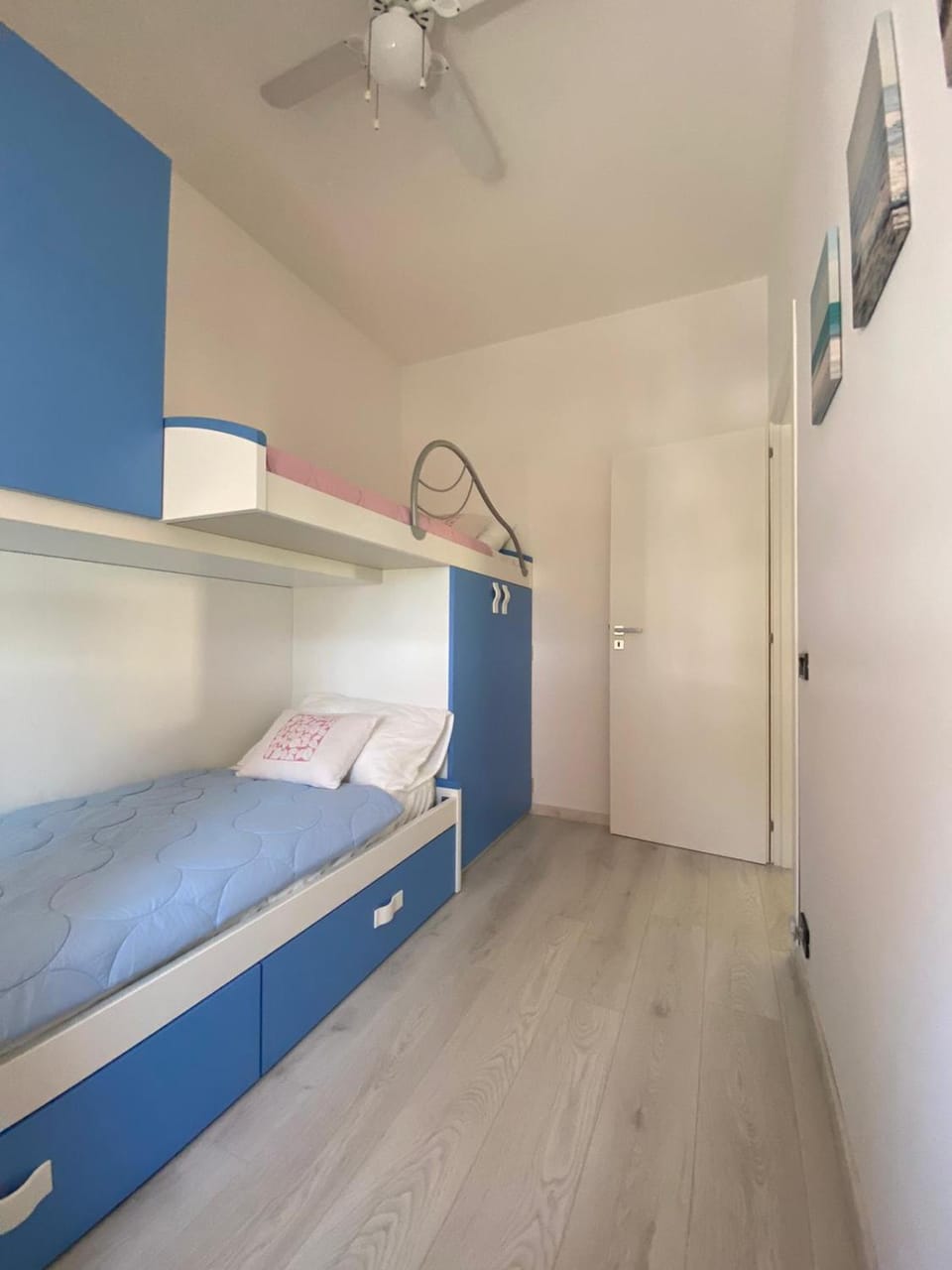 bunk bed
