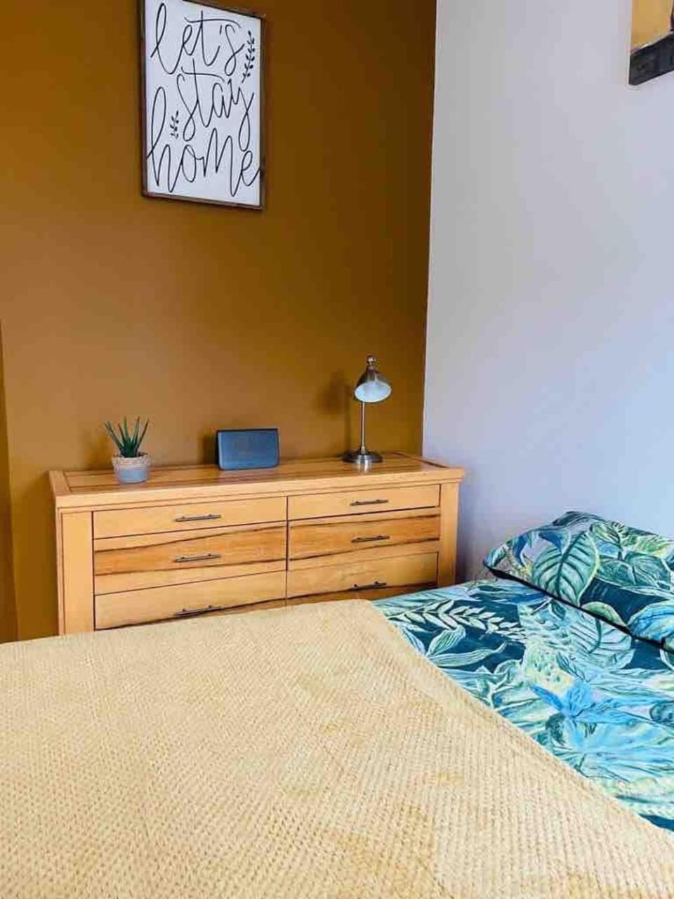 2 Bed Self Contained Apartment Wrexham Apartment in Wrexham
