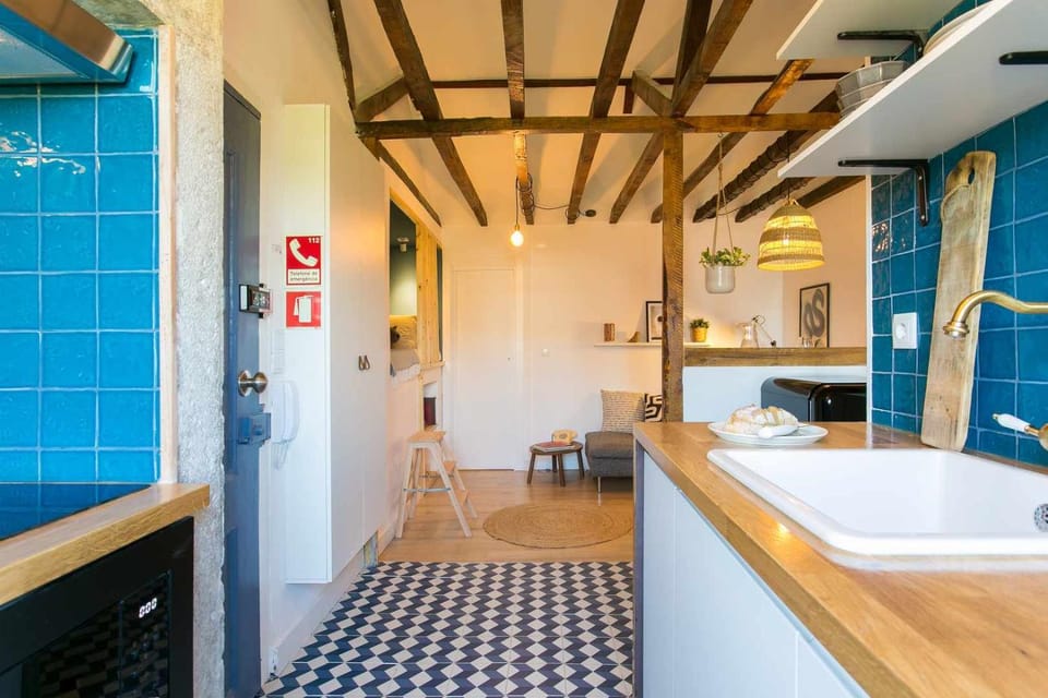 Kitchen or kitchenette, Living room