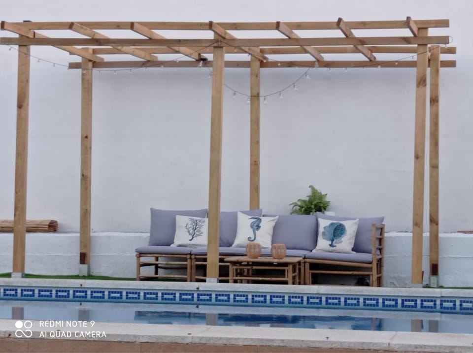 Balcony/Terrace, Swimming pool