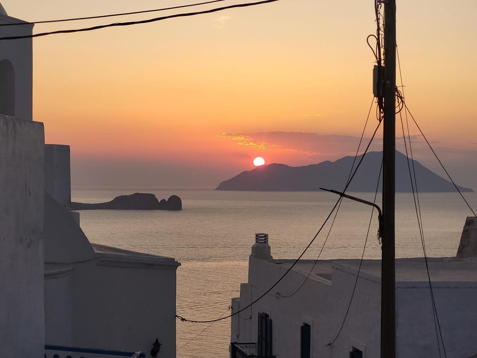 House & Studio Dolce in Plaka Apartment in Milos