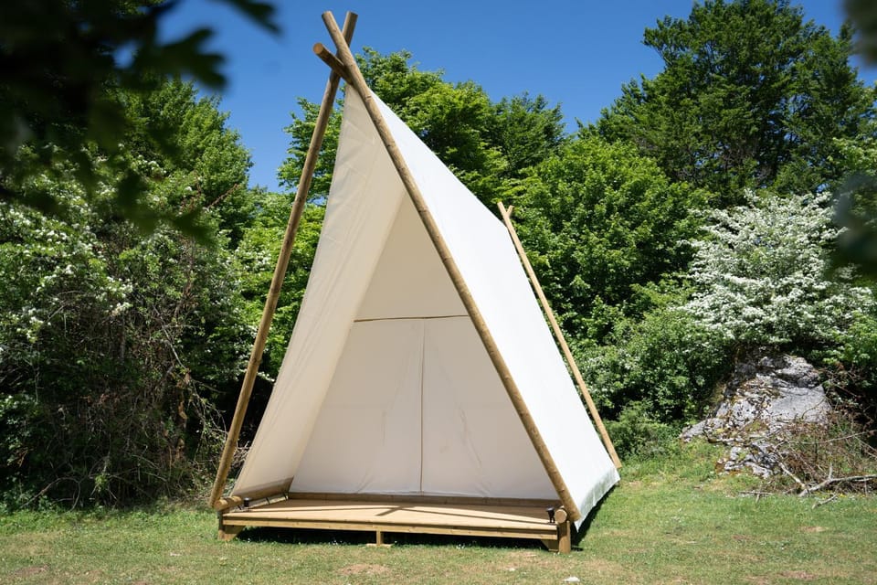 Kampaoh Sierra de Urbasa Luxury tent in Basque Country