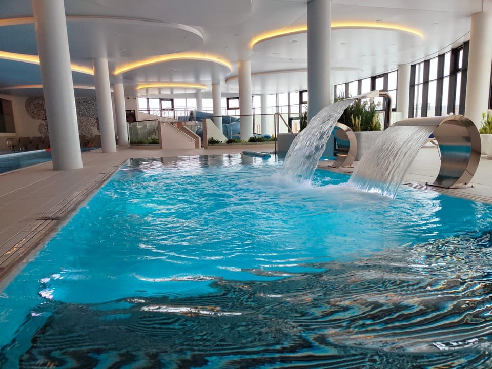 Pool view, Swimming pool