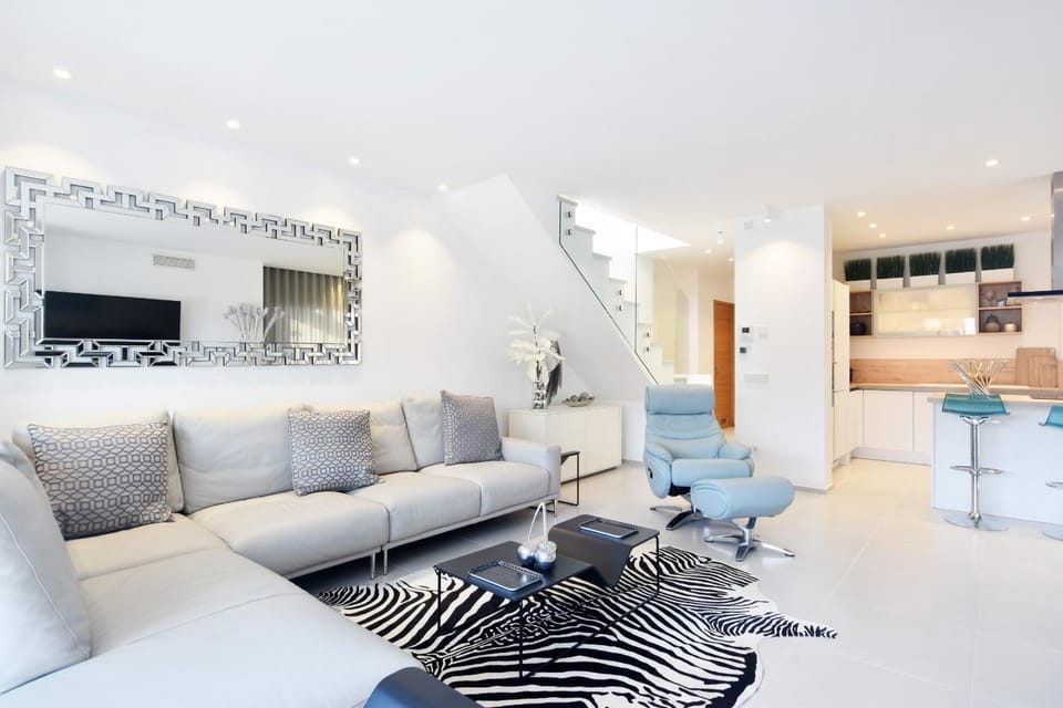 Communal lounge/ TV room, Living room
