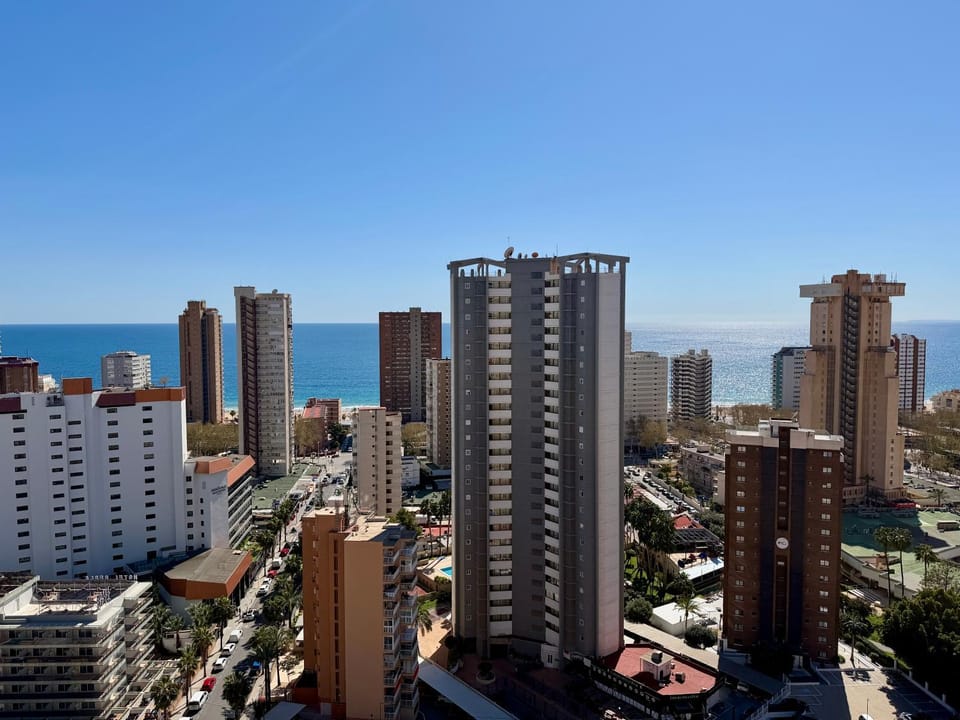City view, Sea view