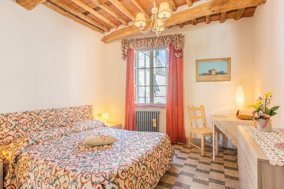 Property building, Living room, Bedroom