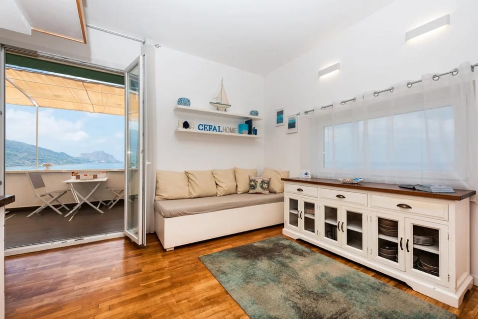 Lounge or bar