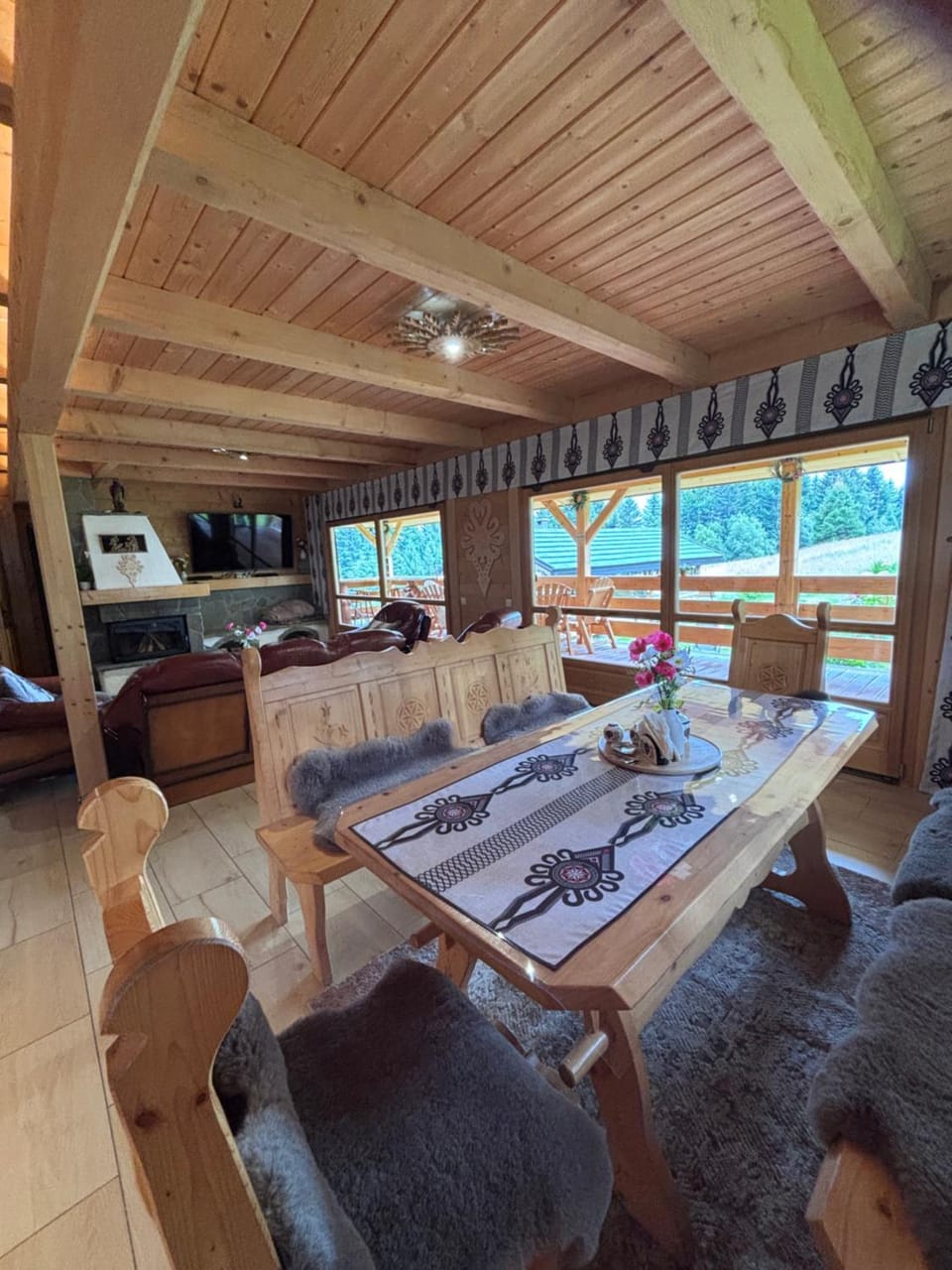 Gościniec Dziubasowki Chalet in Lesser Poland Voivodeship