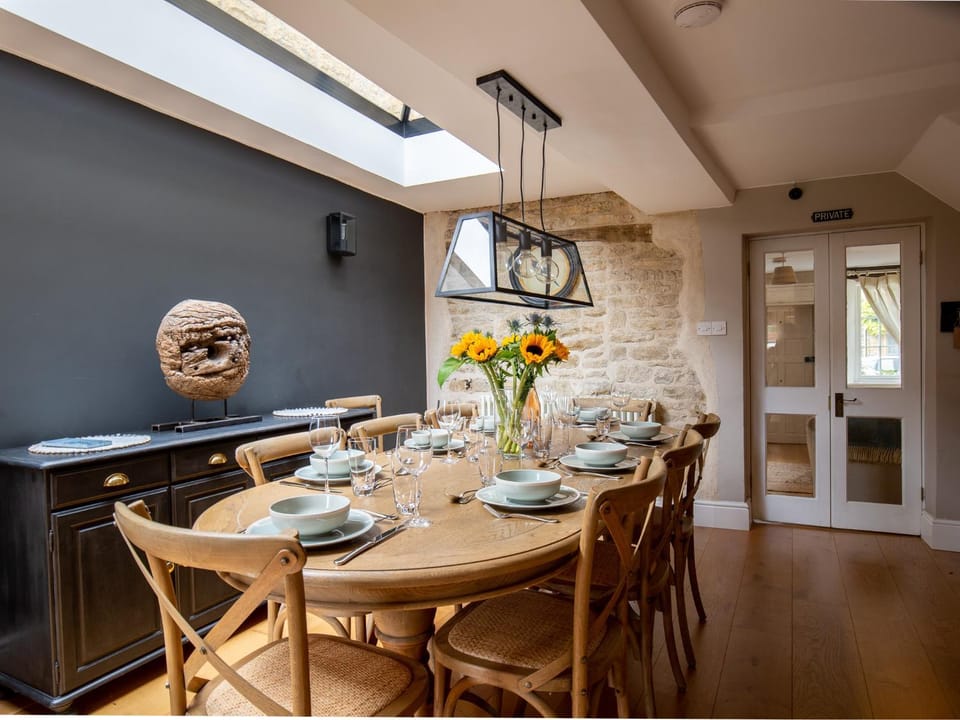 Decorative detail, Dining area