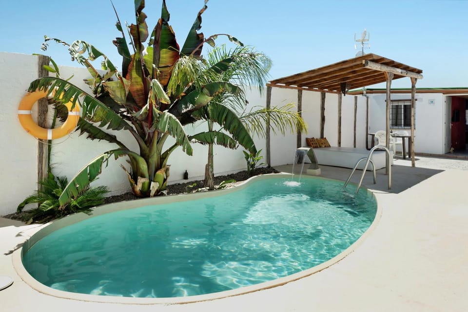 Property building, Swimming pool