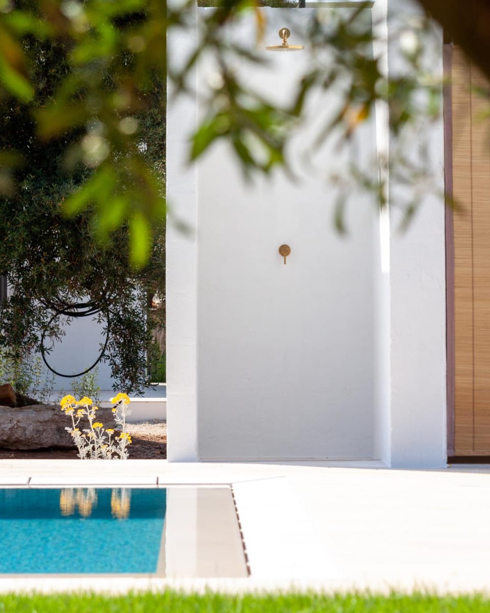 Property building, Swimming pool