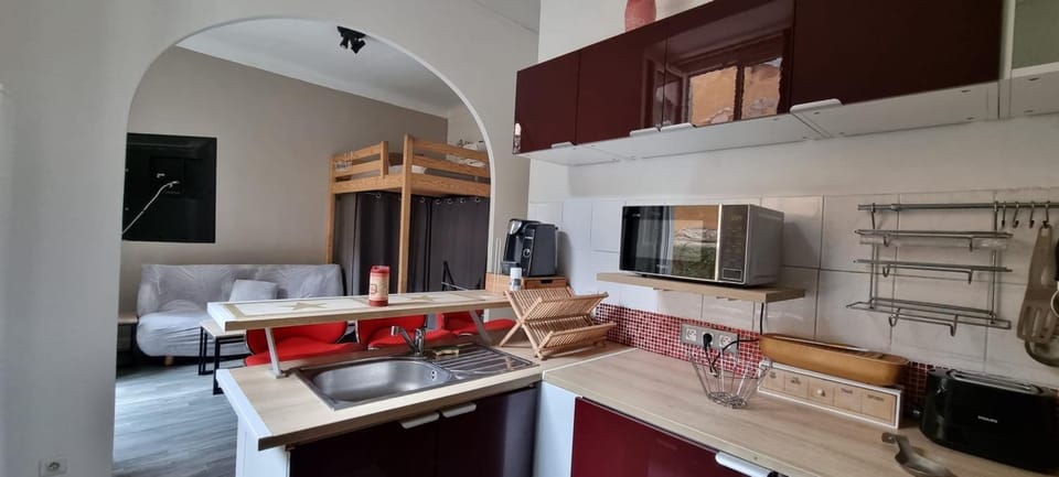 Charming 40 M Nice Center Apartment in Nice