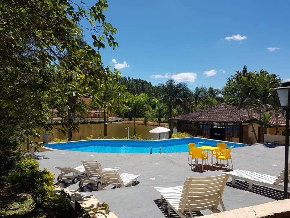 Swimming pool, Swimming pool