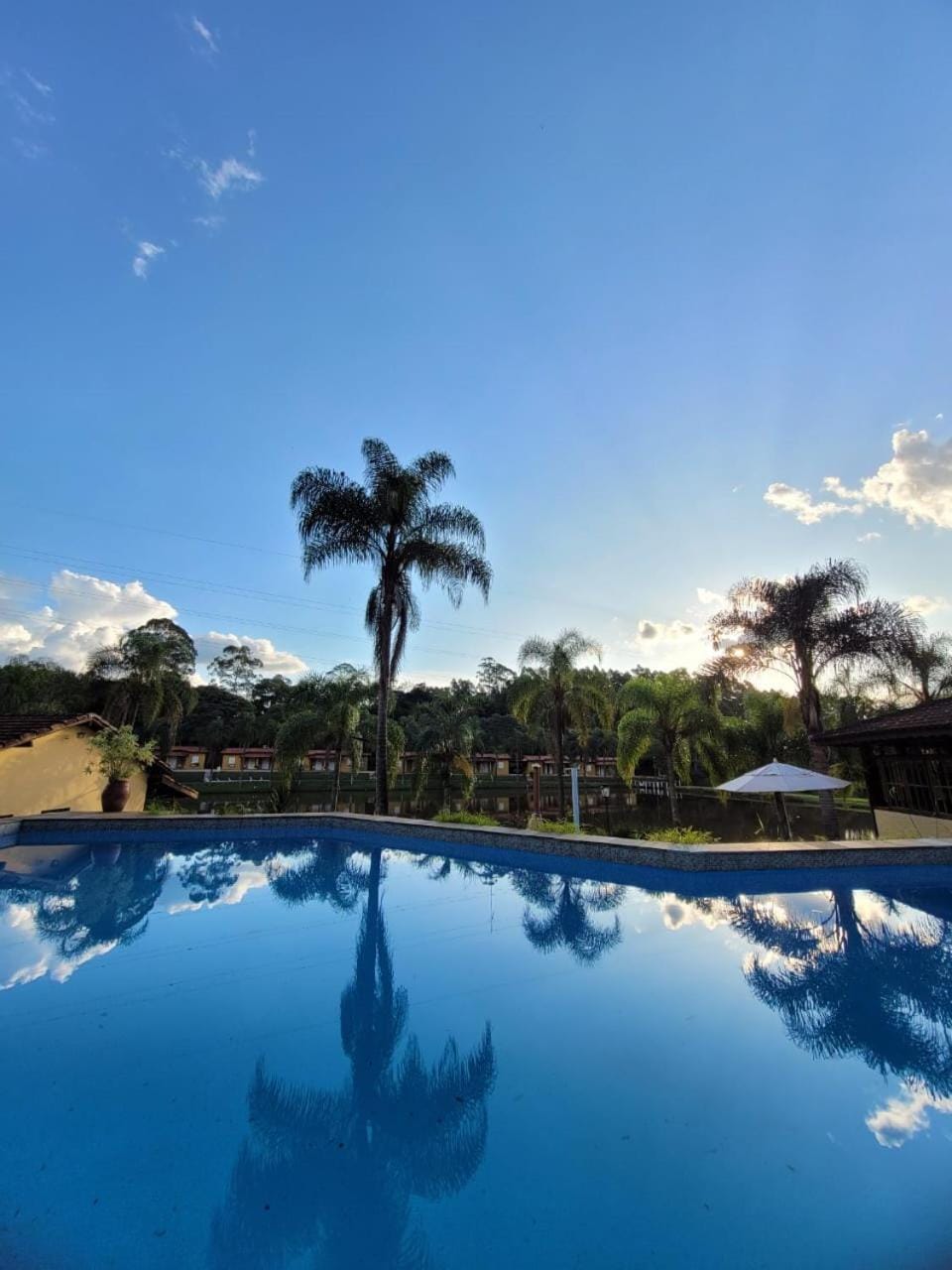 Swimming pool, Swimming pool