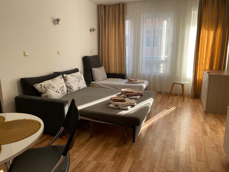 Amel -new luxury apartment close to the beach Apartment in Nessebar
