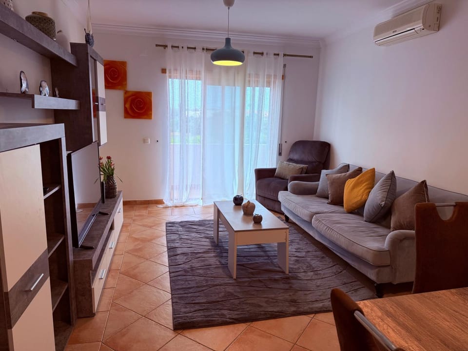 Lovely T2 Apartment in Faro District