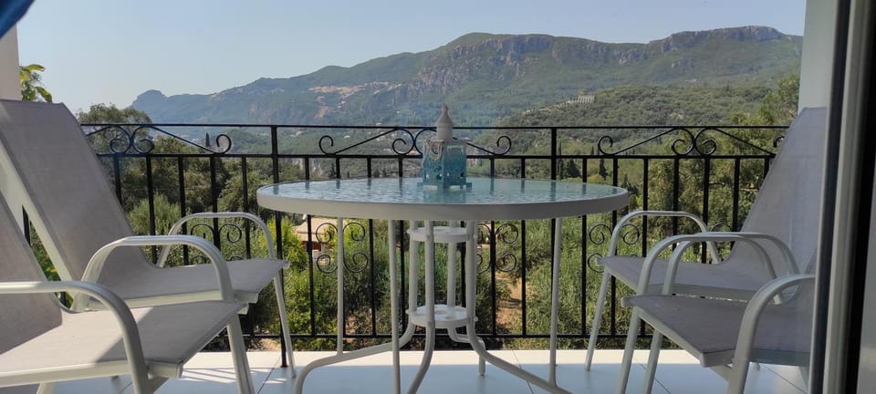 View (from property/room), Balcony/Terrace