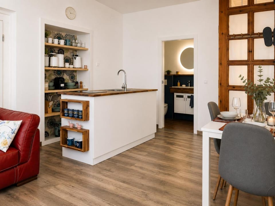 Kitchen or kitchenette