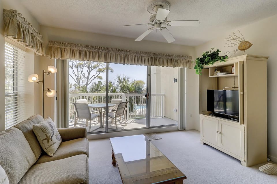 203 Barrington Arms Villa in Hilton Head Island
