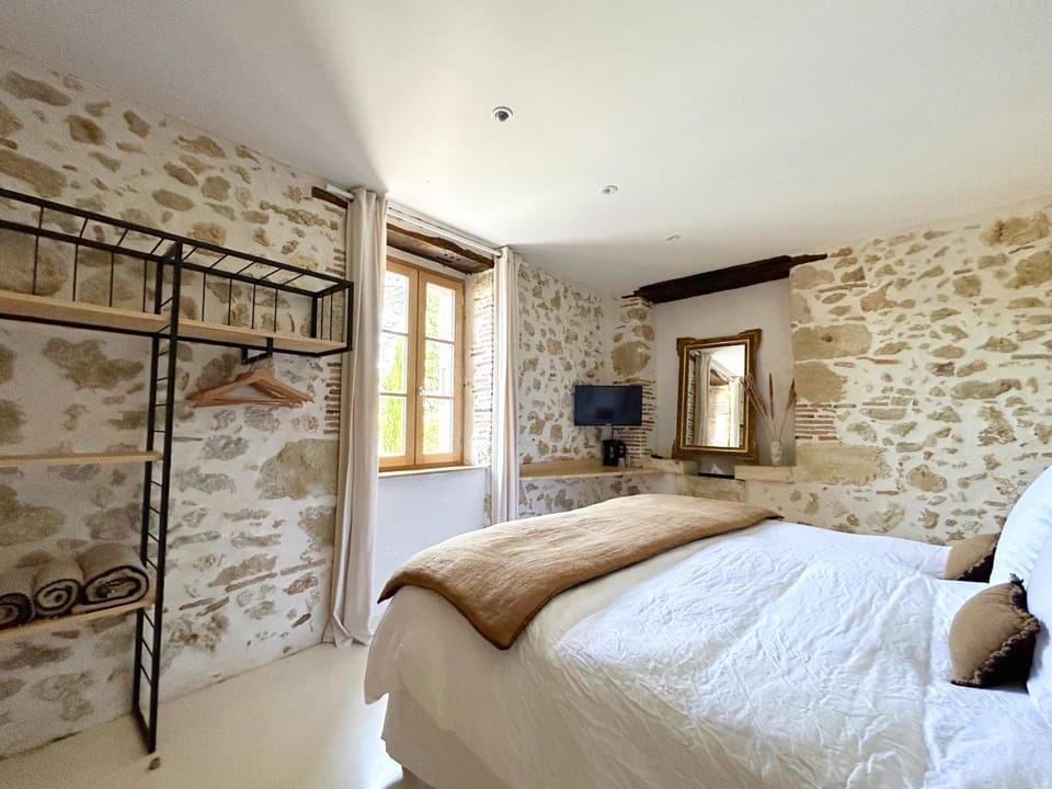 Barbarens Maison d'hotes Bed and Breakfast in Occitanie