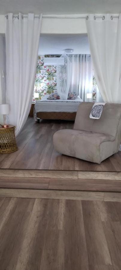 Space One Resort in Quepos