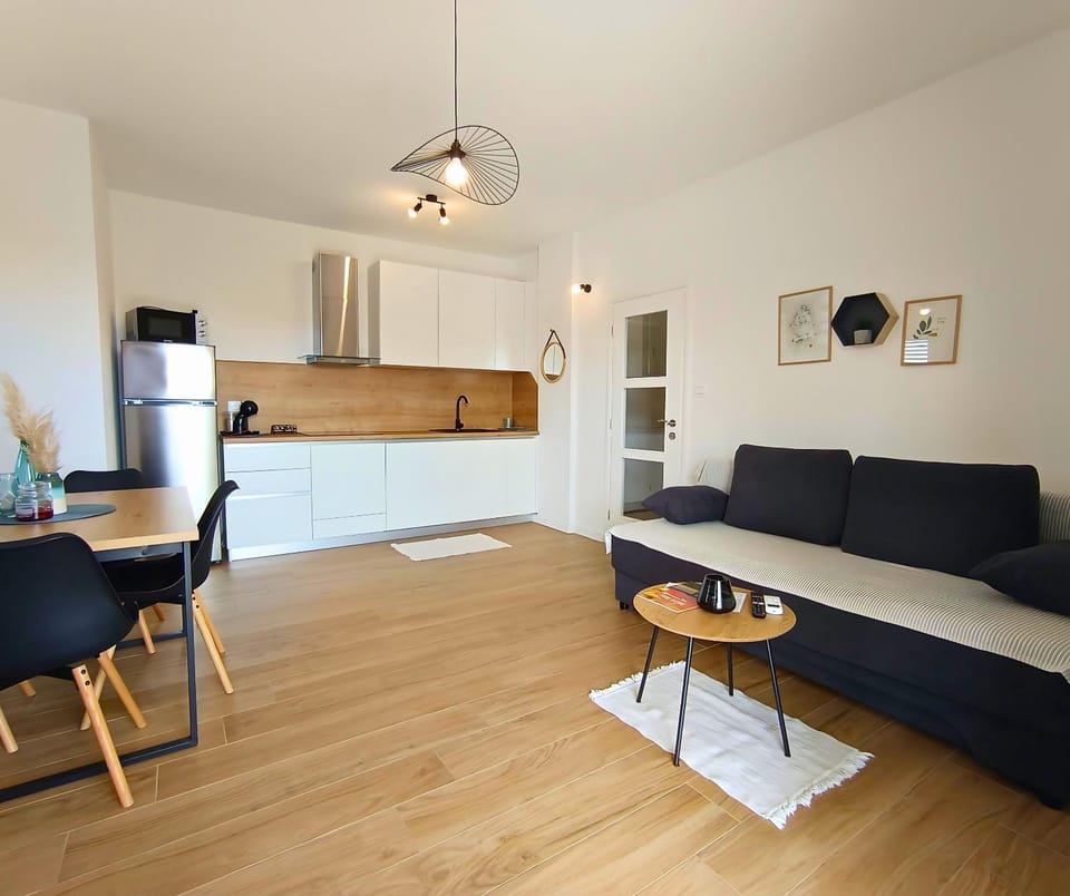 Kitchen or kitchenette, Living room, Dining area