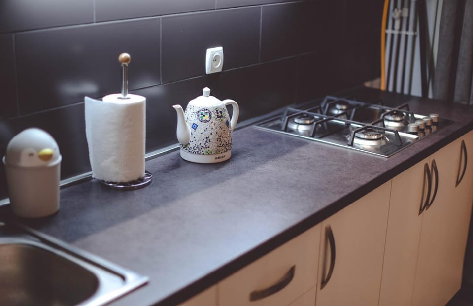 Coffee/tea facilities, kitchen