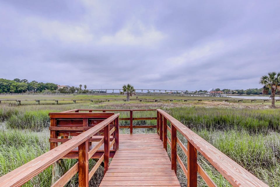 Under The Oaks House in Isle of Palms