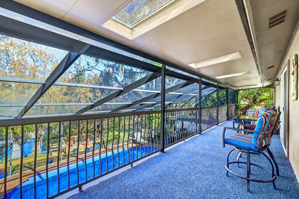 Hillsborough River Hideaway House in Temple Terrace