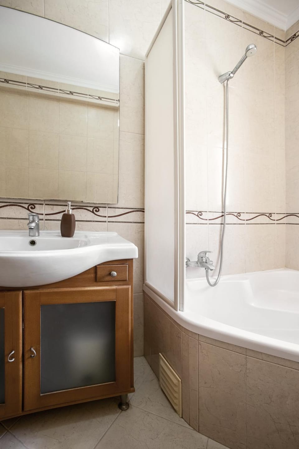 Bathroom, Bath
