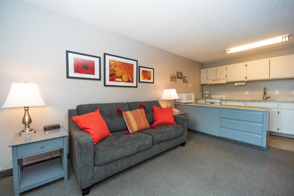 River View 2 Bedroom House in Bend