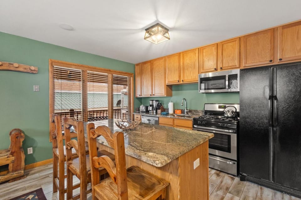 225 6th Avenue 4 House in Ouray