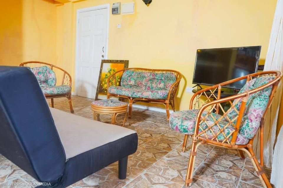 Belle View-Tulip Apartment in Caribbean