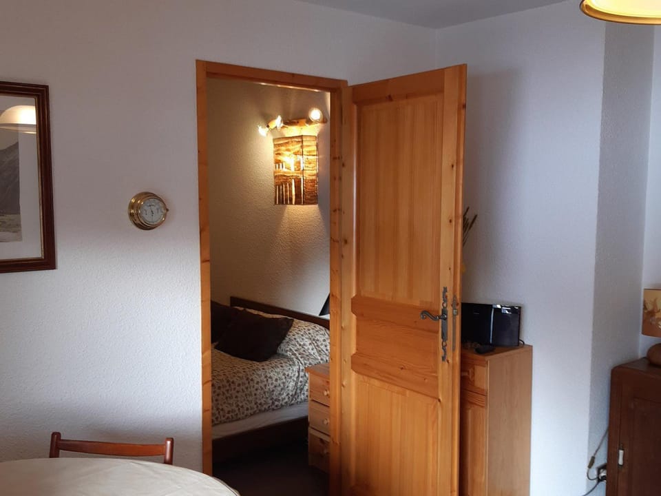 Spacieux T2 avec WiFi, parking inclus, proche centre Chamonix - FR-1-517-63 Apartment in Chamonix