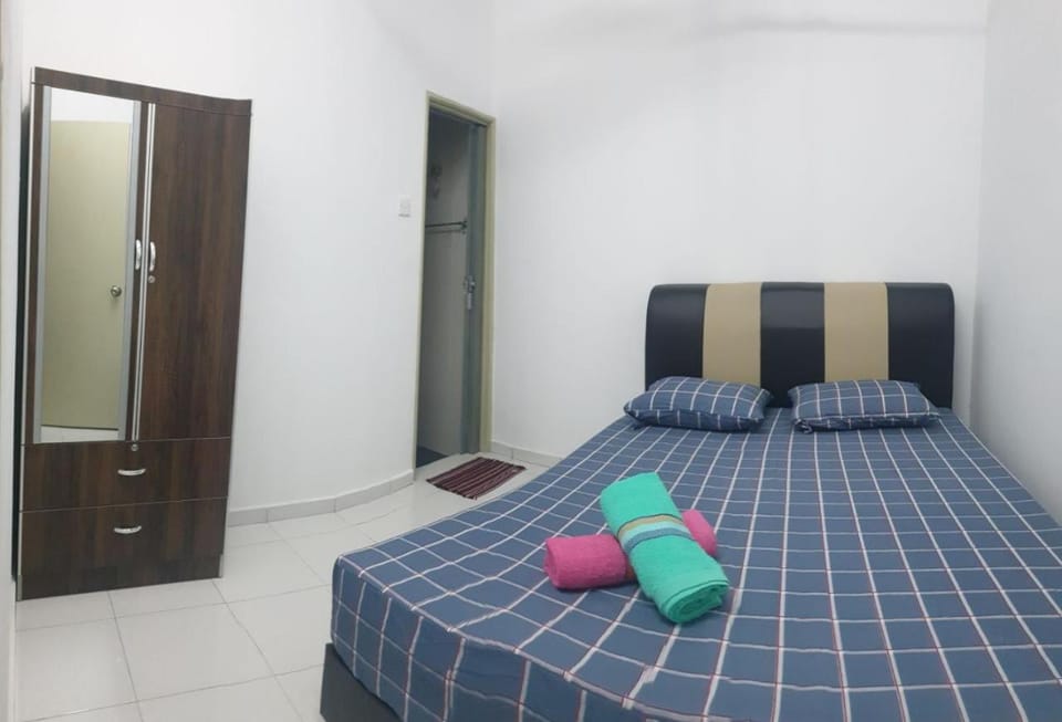 HOMESTAY IMPIAN QASEH MANJUNG (MUSLIM) House in Perak