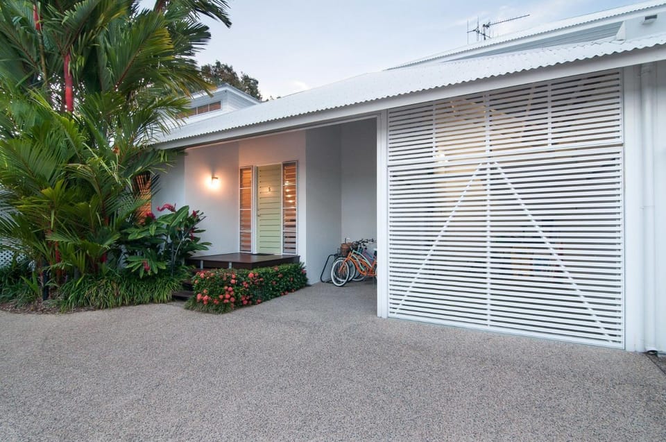 Beach Villa 5 House in Port Douglas