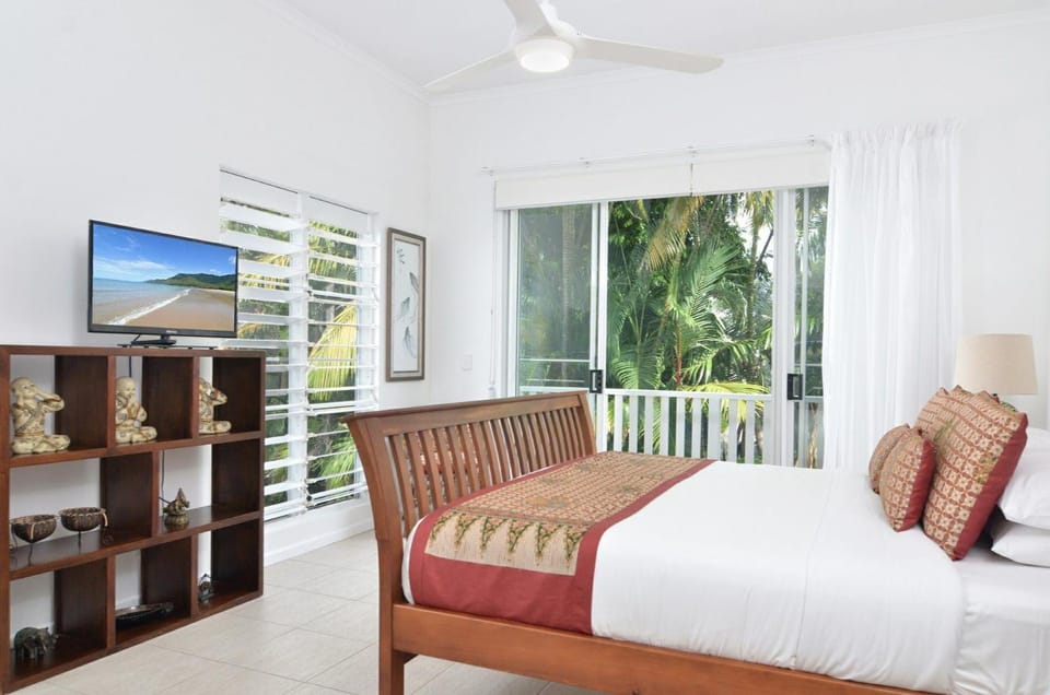 Beach Villa 5 House in Port Douglas