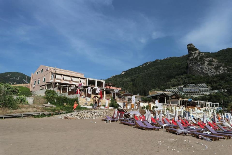 Property building, Neighbourhood, View (from property/room), Balcony/Terrace, Other, Area and facilities, sunbed