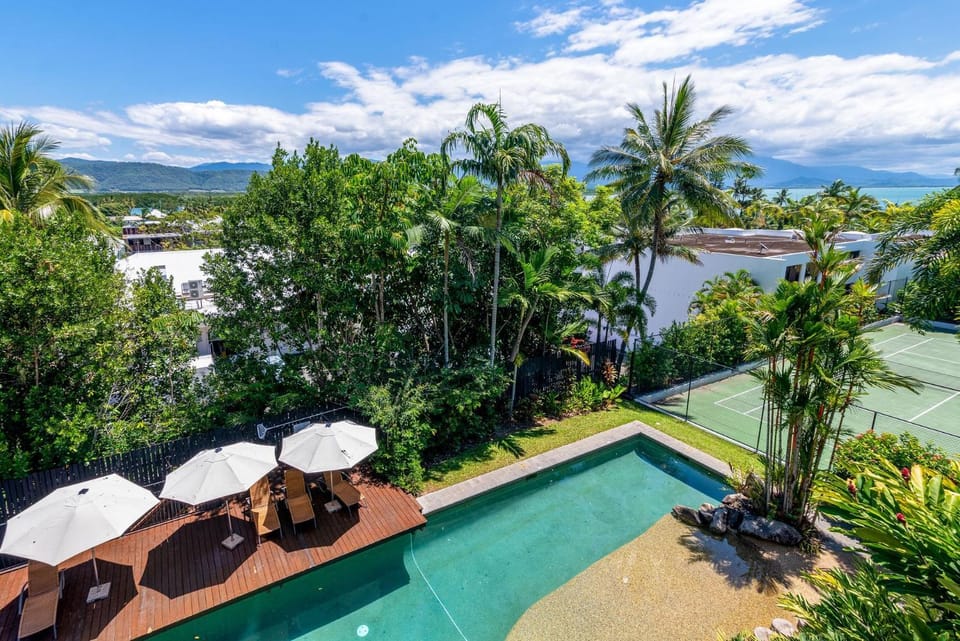 The Point Villa 10 House in Port Douglas