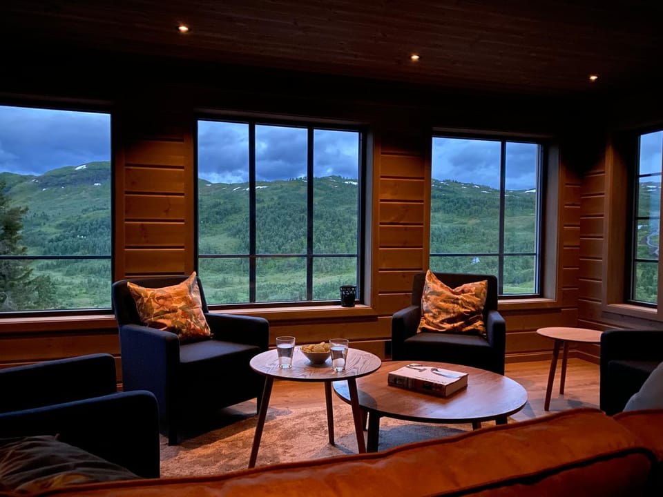 Living room, Seating area