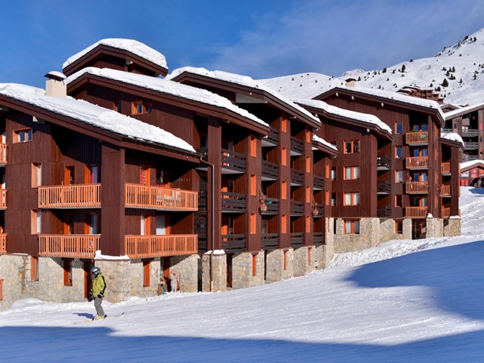 Appartement tout confort au pied des pistes avec balcon Apartment in Mâcot-la-Plagne