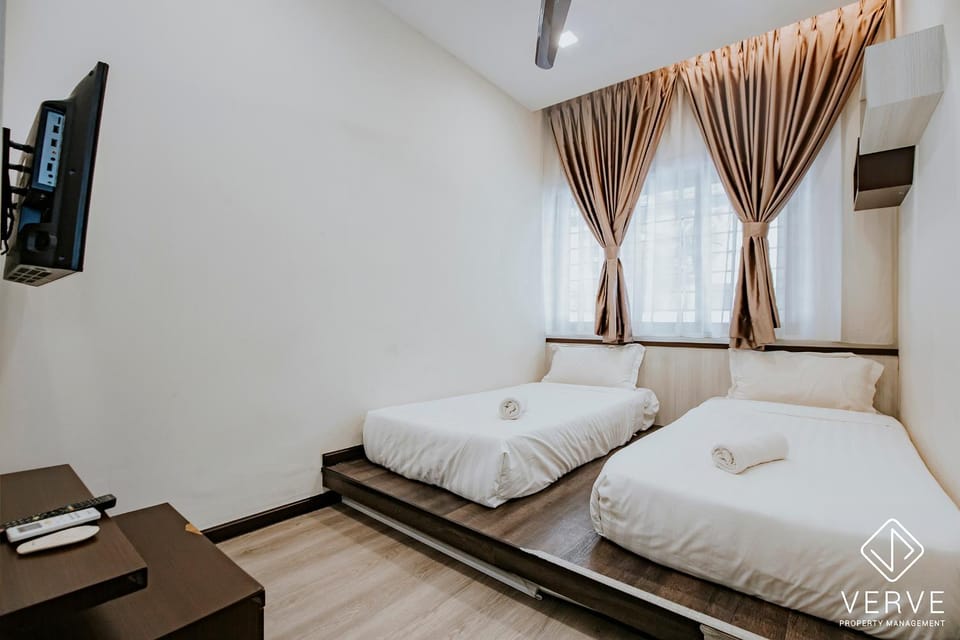 Bed, TV and multimedia