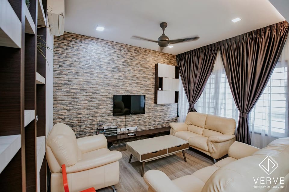 TV and multimedia, Living room, Seating area, air conditioner