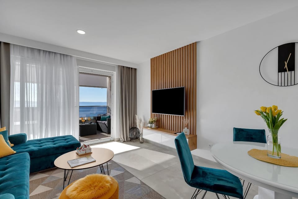 TV and multimedia, Living room