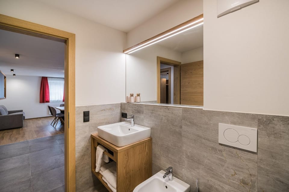 Bathroom, Living room