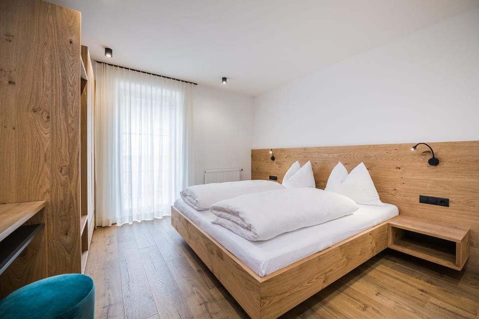Property building, Living room, Bedroom
