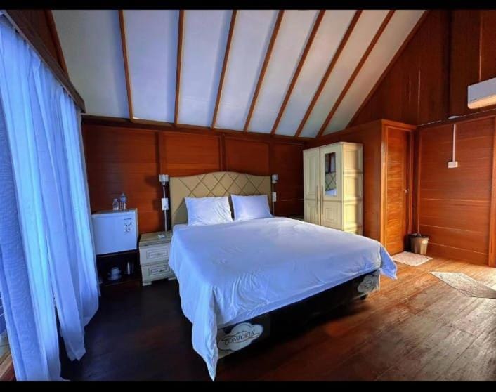 Maratua Dive Center And Lodge Bed and Breakfast in Indonesia