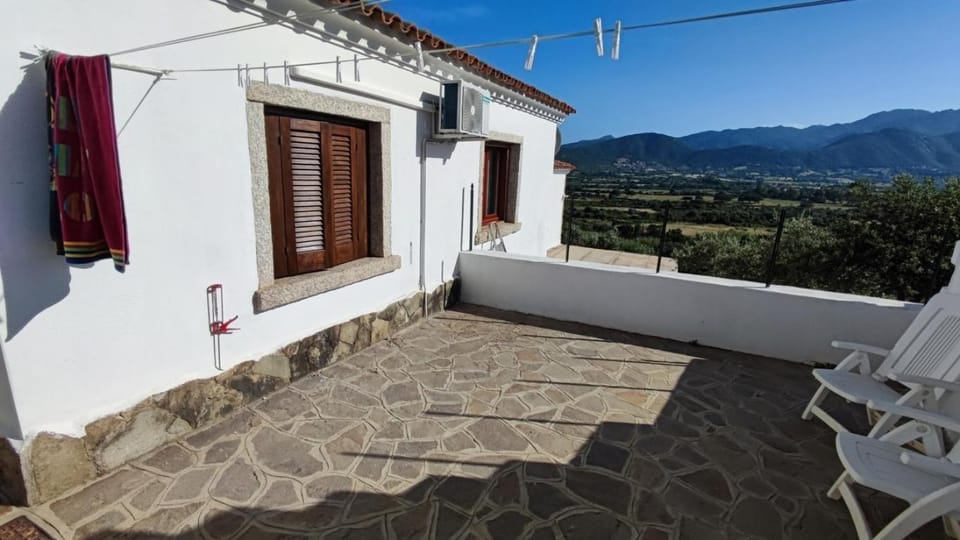 Patio, Natural landscape, Balcony/Terrace