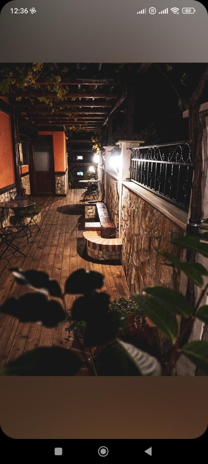 Property building, Balcony/Terrace, wardrobe