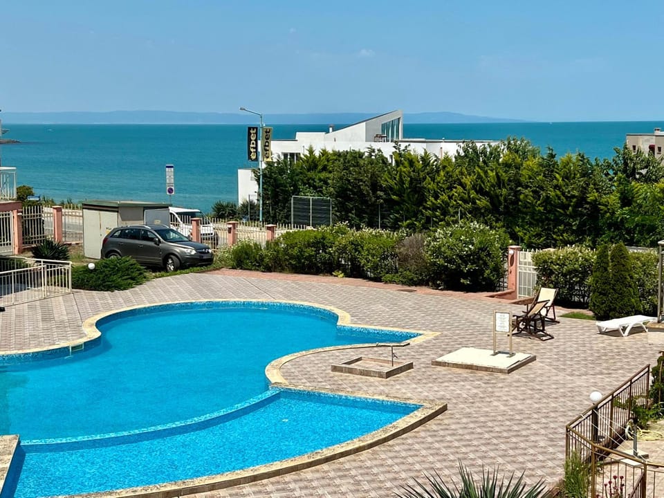 Pool view